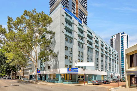 Comfort Inn & Suites Goodearth - Sunshine Coast Tourism 0