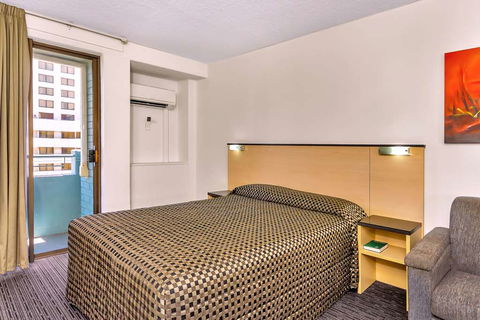 Comfort Inn & Suites Goodearth - Sunshine Coast Tourism 5