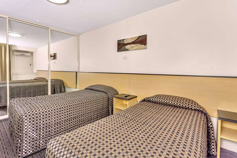 Comfort Inn & Suites Goodearth - Sunshine Coast Tourism 7