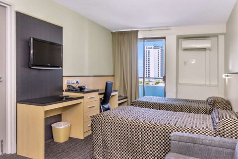 Comfort Inn & Suites Goodearth - Sunshine Coast Tourism 8