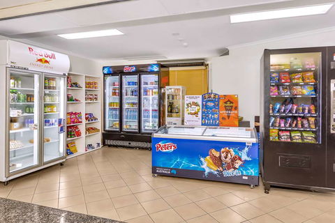 Comfort Inn & Suites Goodearth - Sunshine Coast Tourism 17