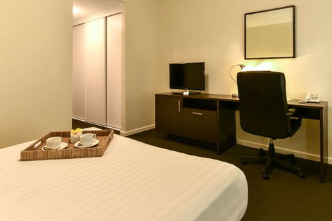 Sanno Marracoonda Airport Hotel - Sunshine Coast Tourism 4