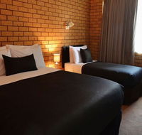 Avondel Motor Inn - Holiday Sunshine Coast