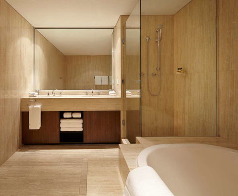 Hyatt Regency Perth - Sunshine Coast Tourism 13