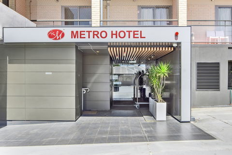 Metro Hotel Perth, South Perth - Sunshine Coast Tourism 3