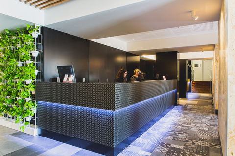Metro Hotel Perth, South Perth - Sunshine Coast Tourism 4