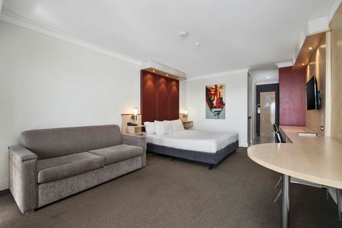 Metro Hotel Perth, South Perth - Sunshine Coast Tourism 12