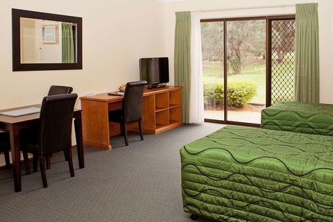 Comfort Inn & Suites Riverland - Sunshine Coast Tourism 2