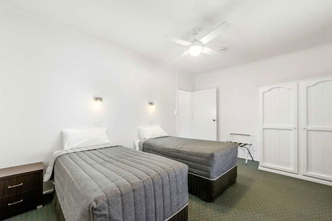 Comfort Inn & Suites Riverland - Sunshine Coast Tourism 8