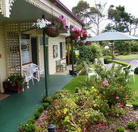 Wintersun Gardens Motel - Sunshine Coast Tourism