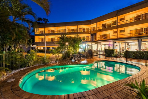 Camelot Motel - Holiday Sunshine Coast 6