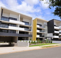 Apartments G60 Gladstone - Sunshine Coast Tourism