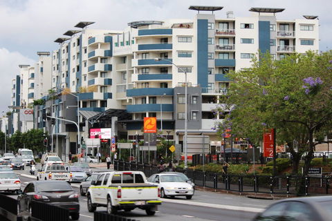 Gabba Central Apartments - Holiday Sunshine Coast 0