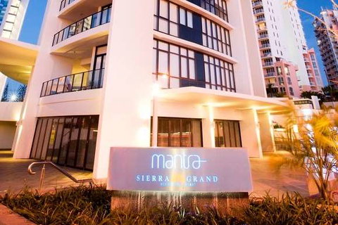 Mantra Sierra Grand - Sunshine Coast Tourism 0