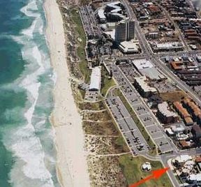 Scarborough Beach Front Accommodation - Holiday Sunshine Coast 0