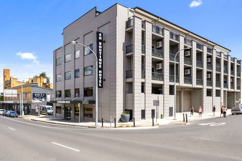 CH Boutique Hotel - Sunshine Coast Tourism 1