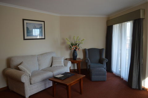 Gateway On Monash - Holiday Sunshine Coast 0