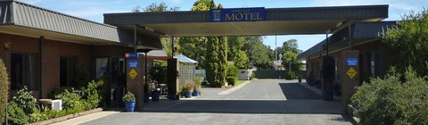 Nicholas Royal Motel - Holiday Sunshine Coast 0