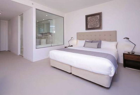 Peppers Broadbeach - Sunshine Coast Tourism 1