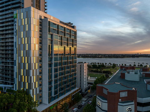 Ibis Styles East Perth Hotel - Holiday Sunshine Coast 0
