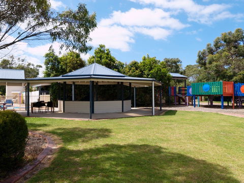 Woodbyne Resort - Holiday Sunshine Coast 0