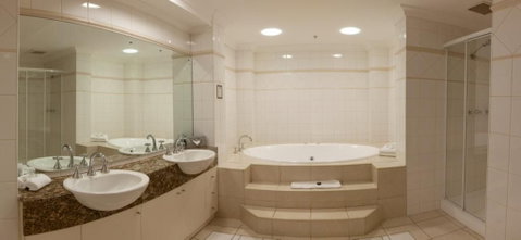 Quality Apartments Adelaide Central - Sunshine Coast Tourism 2