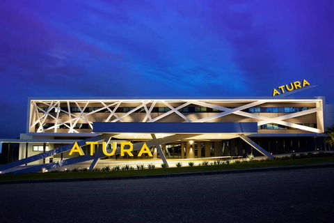 Atura Hotel Blacktown - Holiday Sunshine Coast 0