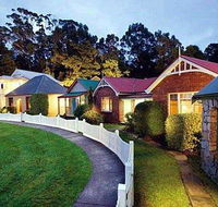 Strahan Village - Sunshine Coast Tourism
