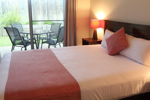 Direct Hotels - Villas On Rivergum - Sunshine Coast Tourism 2
