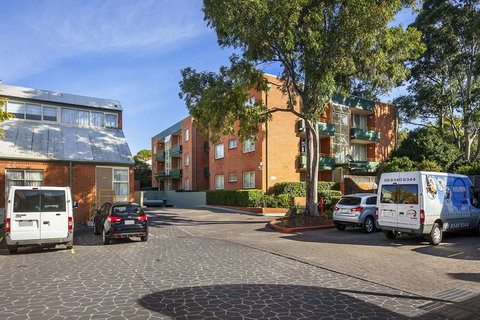 APX Apartments Parramatta - Holiday Sunshine Coast 2