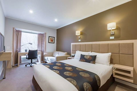Waverley International Hotel - Sunshine Coast Tourism 2