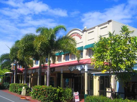 Macrossan House Boutique Holidays Apts - Holiday Sunshine Coast 0