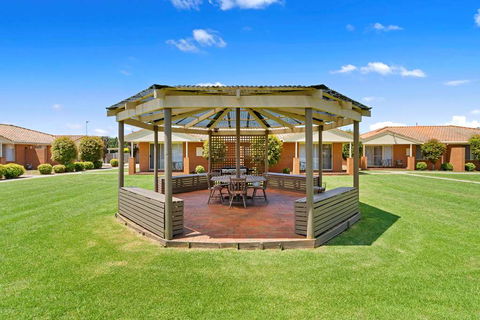 Comfort Inn & Suites King Avenue - Sunshine Coast Tourism 2