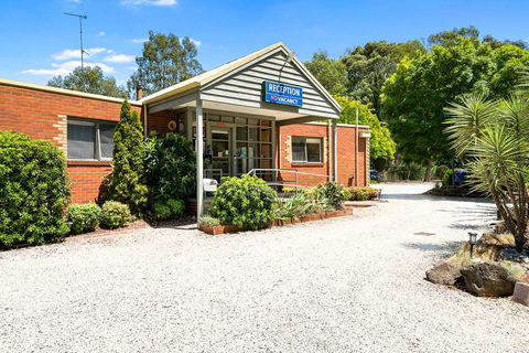 Comfort Inn Coach & Bushmans - Sunshine Coast Tourism 2