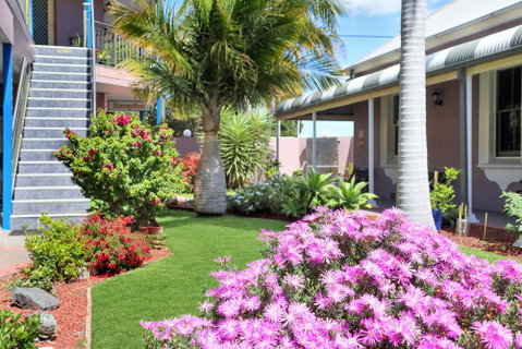 Shellharbour Village Motel - Sunshine Coast Tourism 1