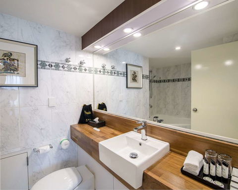 Pagoda Resort & Spa - Sunshine Coast Tourism 2