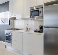 Meriton Suites Zetland - Sunshine Coast Tourism