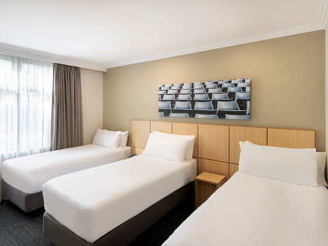 Mercure Sydney Blacktown - Holiday Sunshine Coast 6