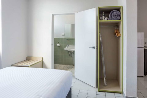 Emerald Star, a Nightcap Hotel - Holiday Sunshine Coast 6