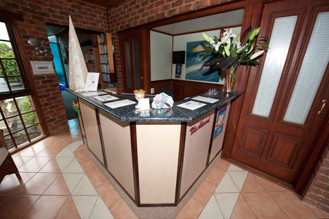 Admiral Motor Inn - Holiday Sunshine Coast 1