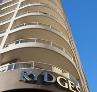 Rydges Cronulla Beach - Holiday Sunshine Coast