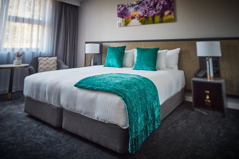 The Remington Orange - Sunshine Coast Tourism 2