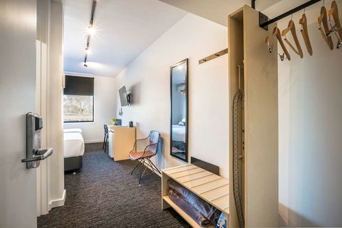 Cheeky Squire Hotel By Nightcap - Sunshine Coast Tourism 15
