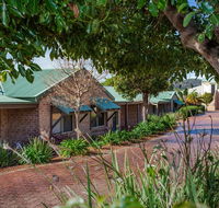 Quality Suites Banksia Gardens - Holiday Sunshine Coast