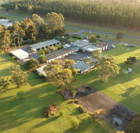 William Macintosh Motor Lodge - Holiday Sunshine Coast