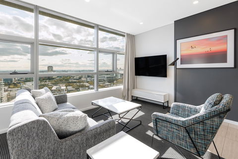 Meriton Suites Zetland - Sunshine Coast Tourism 15