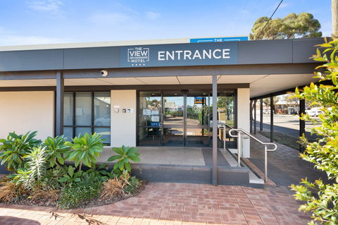 The View On Hannans - Sunshine Coast Tourism 0