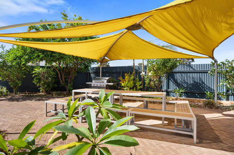 The View On Hannans - Sunshine Coast Tourism 3