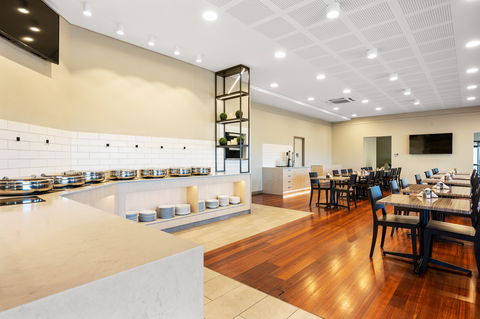The View On Hannans - Sunshine Coast Tourism 15