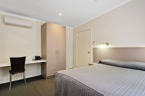 The View On Hannans - Sunshine Coast Tourism 17